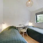Casa de Férias Tilke - 400m From The Sea By Interhome