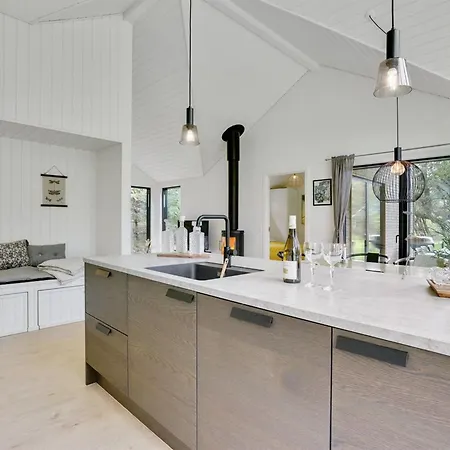 Tilke - 400m From The Sea By Interhome Hals